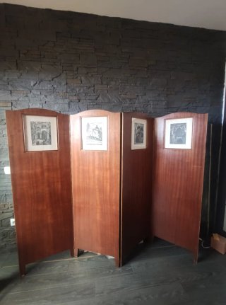 Biombo madera con grabados arquitectónicos