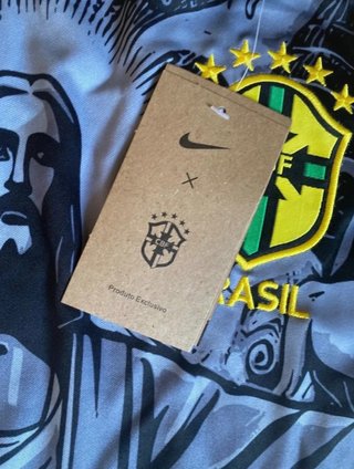Completo canotta e pantaloncini Nike Brasile