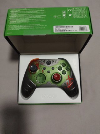 Mando Xbox Series X Edición DOOM Nuevo