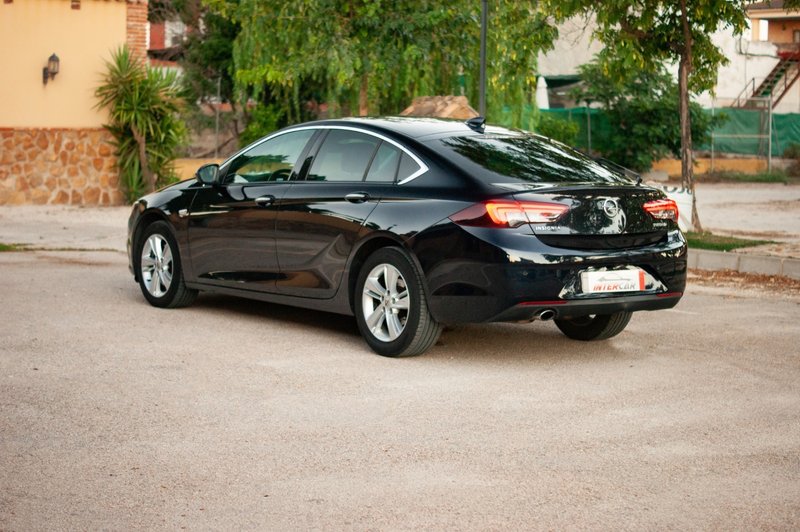 Opel Insignia 2018, foto 9