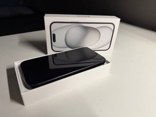 iPhone 15 128GB Space Gray