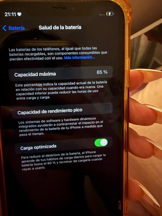 iPhone 11 Rojo 64GB