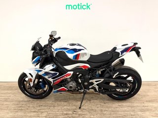 BMW M 1000 RR