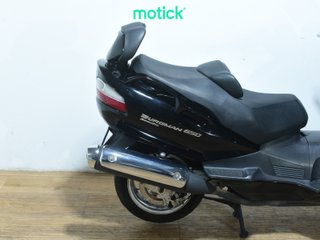 SUZUKI BURGMAN 650 EXECUTIVE