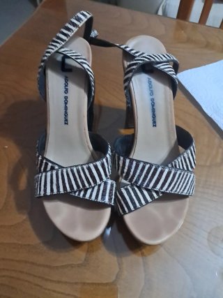 Sandalias Adolfo Dominguez Piel Tacón