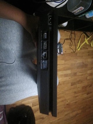 PS4 Slim 1TB Sony Negra+mando(no original)