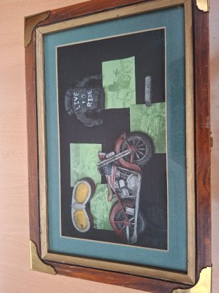 Caja de madera decorada