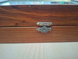 Caja de madera decorada