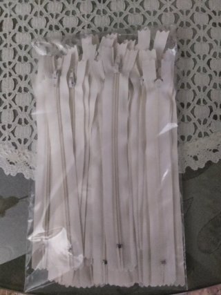 Lote 35 cremalleras blancas 18 cm