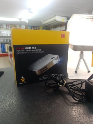 Proyector Kodak Luma 350 Portátil