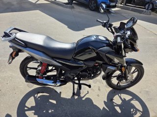Honda CB125 Negra Moto