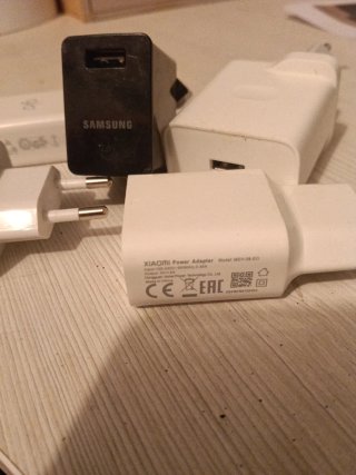 Cargadores Samsung y Xiaomi