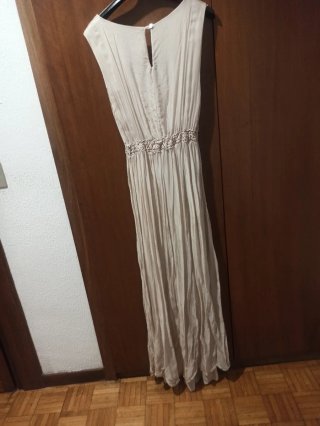 Vestito estivo lungo beige