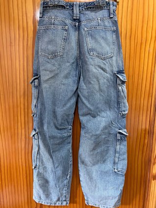 Pantalón cargo vaquero Zara azul