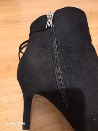 Botines Mariamare negros tacón medio