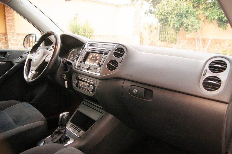 Volkswagen Tiguan 2012, foto 14