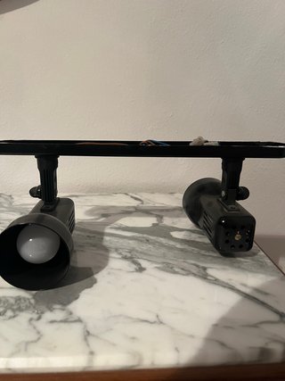 Lámpara negra 2 focos metal/plástico