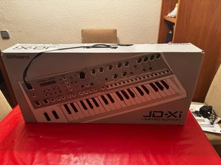 Teclado Roland JD-Xi