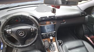 Mercedes-Benz Clase C 2005