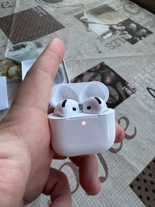 AirPods 4 ANC Cancelación Ruido + Factura