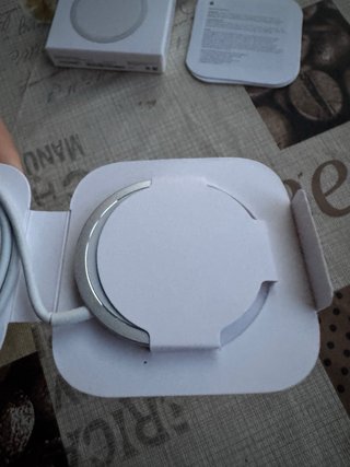 Cargador MagSafe Apple + Factura