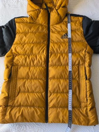 Chaqueta Adidas mostaza y negra talla M