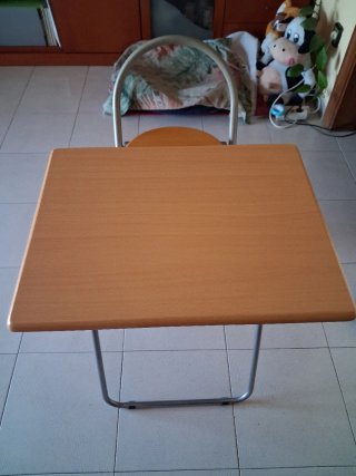 Escritorio infantil madera y metal