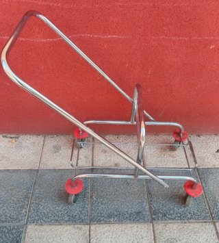 Carro de fregar profesional para transportar cubos