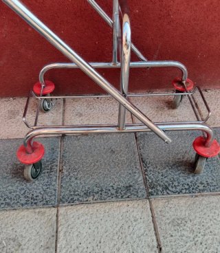 Carro de fregar profesional para transportar cubos