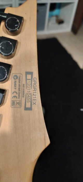 Cuerpo de guitarra Ibanez sin montar