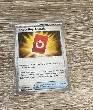 Tarjeta Roja Especial Entrenador Pokémon
