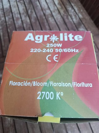 Bombilla Agrilite CFL 250W