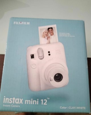 Cámara Instax Mini 12 Fujifilm Blanca