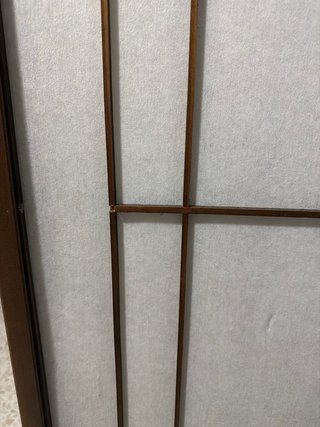 Biombo japonés de madera y tela