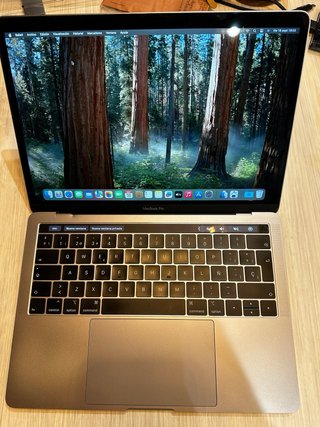 MacBook Pro 2018 Plata/Gris Espacial