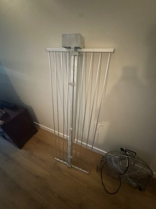 Tendedero de techo retráctil de metal