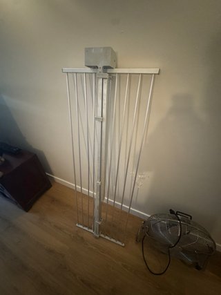 Tendedero de techo retráctil de metal