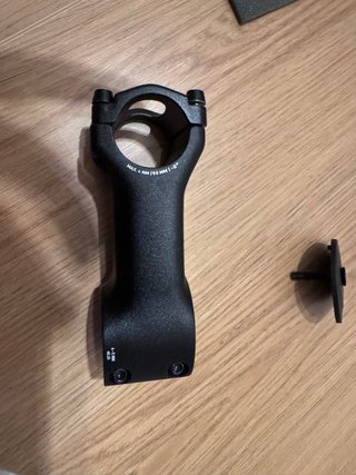 Potencia Cube 90mm Negra