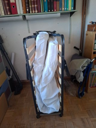 Cama Plegable Metálica y Madera y colchón incluido