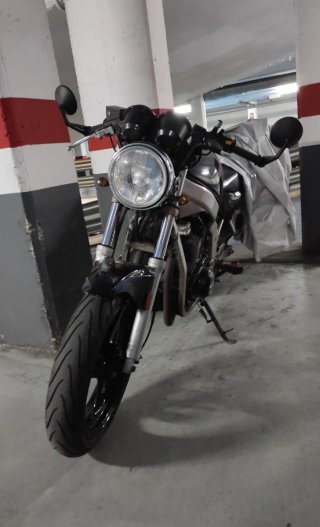Suzuki GS500. Cafe racer, perfecta para el A2 .