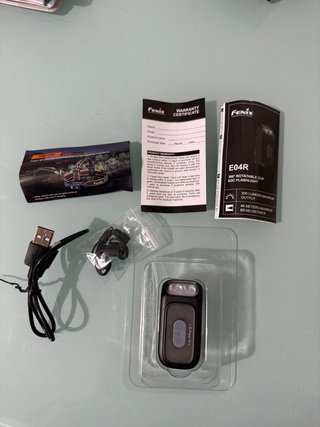 Fenix E04R Linterna tactica de pecho para estrenar