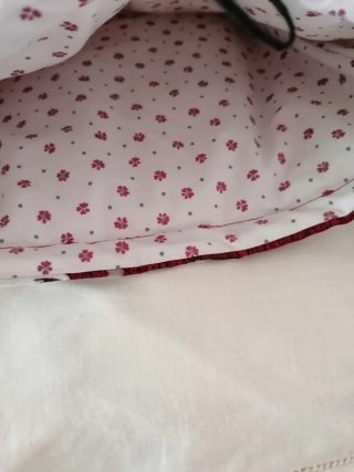 Funda libro acolchada hecha a mano nueva
