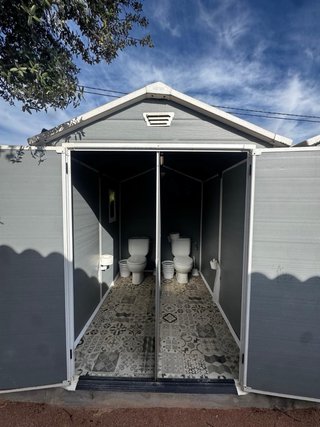 Caseta módulo de baño exterior prefabricada