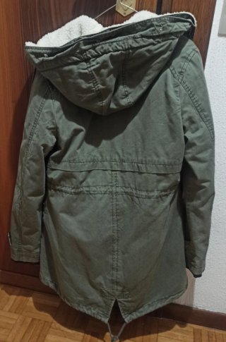 Parka verde militar niña