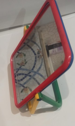 Espejo de plástico antiguo plegable