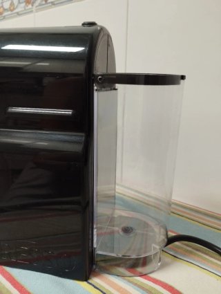 Cafetera Nespresso Inissia Negra