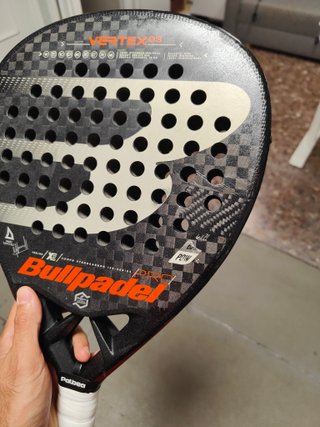 Pala de pádel Bullpadel Vertex 03 Reparada