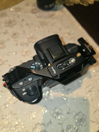 SONY A7 III + 28-70mm + 85mm f/1.8 + accesorios