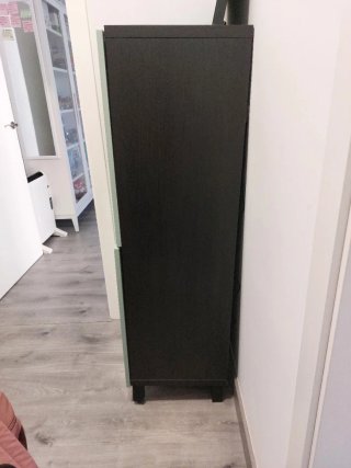 Armario aparador Besta Ikea Verde. 60x40x138 cm