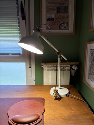 Lámpara de escritorio Ikea